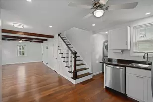 169 Child St, Warren, RI 02885 - Photo 5