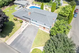 10 Sesame St, Westerly, RI 02891 - Photo 5
