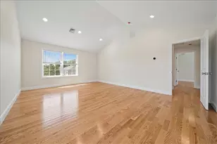2011 Warwick Ave, Warwick, RI 02889 - Photo 3