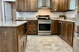60 Hendrick St, Providence, RI 02908 - Photo 3