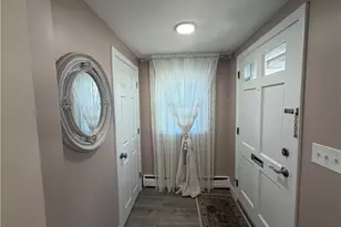 60 Hendrick St, Providence, RI 02908 - Photo 5