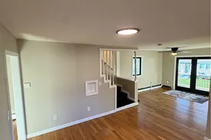 82 Middle St, East Providence, RI 02915 - Photo 13