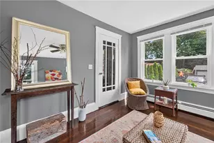 31 Elton Ave, Warwick, RI 02889 - Photo 5