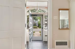 176 Cole Ave, Providence, RI 02906 - Photo 3