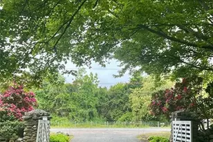 4458 Tower Hill Rd, South Kingstown, RI 02879 - Photo 1