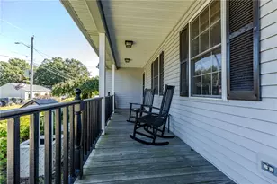 15 Primrose Dr, Cranston, RI 02921 - Photo 3