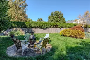 15 Primrose Dr, Cranston, RI 02921 - Photo 31
