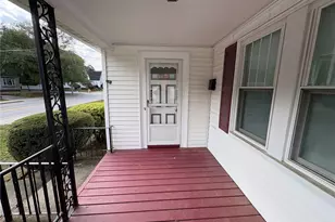 2045 Cranston St, Cranston, RI 02920 - Photo 3