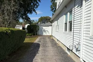 2045 Cranston St, Cranston, RI 02920 - Photo 43