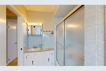 147 Southern Street, Cranston, RI 02920 - Photo 7