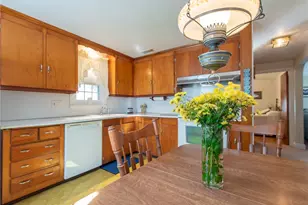 23 Scotland Rd, Cranston, RI 02920 - Photo 7