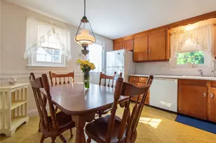 23 Scotland Rd, Cranston, RI 02920 - Photo 9