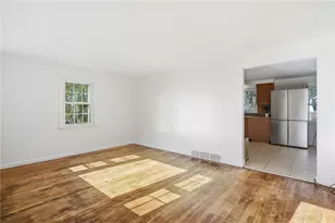 165 Adrian St, Warwick, RI 02886 - Photo 5