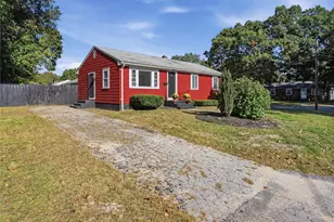 165 Adrian St, Warwick, RI 02886 - Photo 23