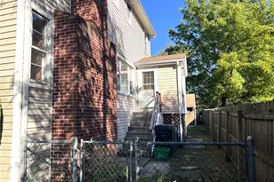 46 Errol St, Warwick, RI 02888 - Photo 3