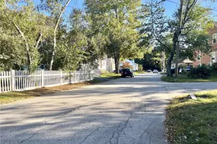 46 Errol St, Warwick, RI 02888 - Photo 7