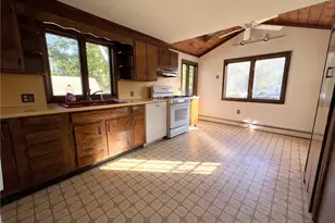 46 Errol St, Warwick, RI 02888 - Photo 17