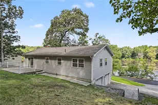145 Grandview Ave, Lincoln, RI 02865 - Photo 37