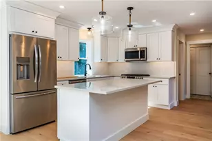 216 S Pier Rd, Narragansett, RI 02882 - Photo 13
