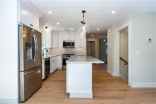 216 S Pier Rd, Narragansett, RI 02882 - Photo 31