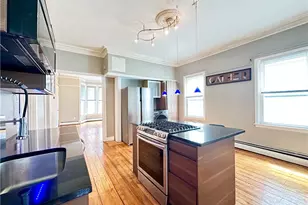 89 America St, Providence, RI 02903 - Photo 5