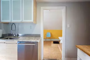 89 America St, Providence, RI 02903 - Photo 25
