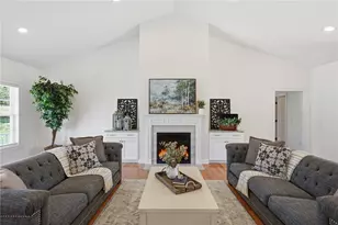 1291 Central Ave, Johnston, RI 02919 - Photo 3