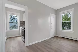 96 Centre St, Pawtucket, RI 02860 - Photo 5