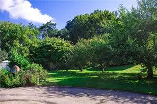 1502 Mendon Rd, Woonsocket, RI 02895 - Photo 3
