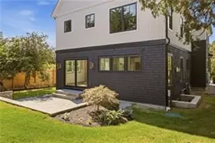 157 Ellery Ave, Middletown, RI 02842 - Photo 43