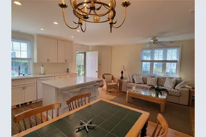 152 Tuckerman Avenue #16, Middletown, RI 02842 - Photo 9