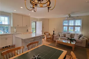 152 Tuckerman Ave, Middletown, RI 02842 - Photo 9
