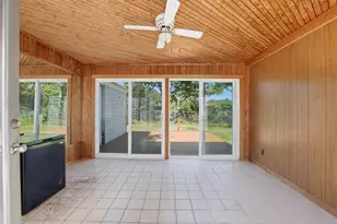 512 Woonasquatucket Ave, North Providence, RI 02911 - Photo 7