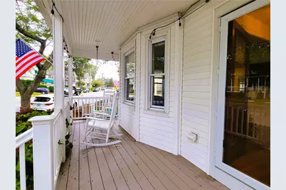 19 Carroll Avenue, Newport, RI 02840 - Photo 3