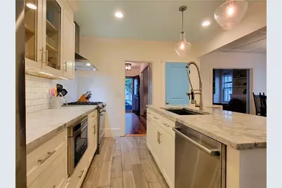 19 Carroll Avenue, Newport, RI 02840 - Photo 17