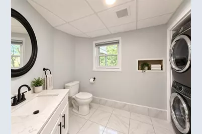 76 Verdant Drive, Cranston, RI 02920 - Photo 13