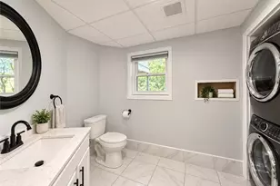 76 Verdant Dr, Cranston, RI 02920 - Photo 13