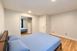 76 Verdant Dr, Cranston, RI 02920 - Photo 11