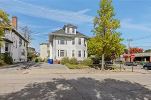 130 Elmgrove Ave, Providence, RI 02906 - Photo 3