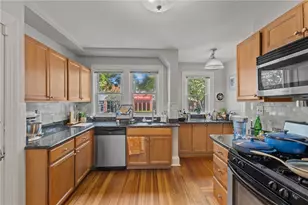 130 Elmgrove Ave, Providence, RI 02906 - Photo 25