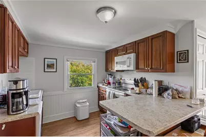 130 Elmgrove Avenue, Providence, RI 02906 - Photo 33