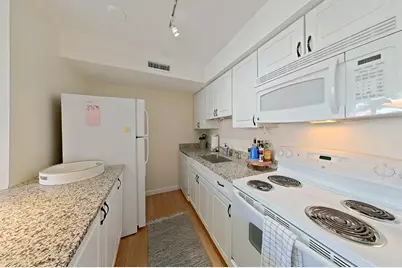 214 Goddard Row, Newport, RI 02840 - Photo 5
