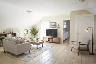 137 Sutton St, Providence, RI 02903 - Photo 7