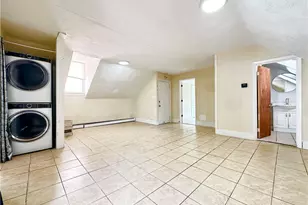 137 Sutton St, Providence, RI 02903 - Photo 17