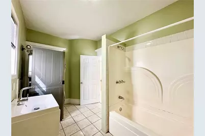 137 Sutton Street, Providence, RI 02903 - Photo 29