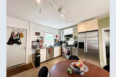 137 Sutton Street, Providence, RI 02903 - Photo 5