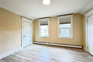 137 Sutton St, Providence, RI 02903 - Photo 15