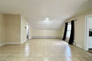 137 Sutton St, Providence, RI 02903 - Photo 11