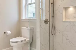 226 Jastram St, Providence, RI 02908 - Photo 9