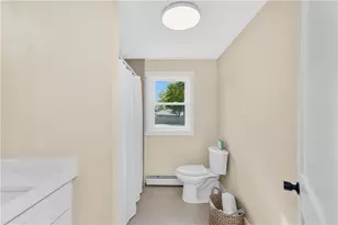 327 Shamrock Dr, Warwick, RI 02886 - Photo 19